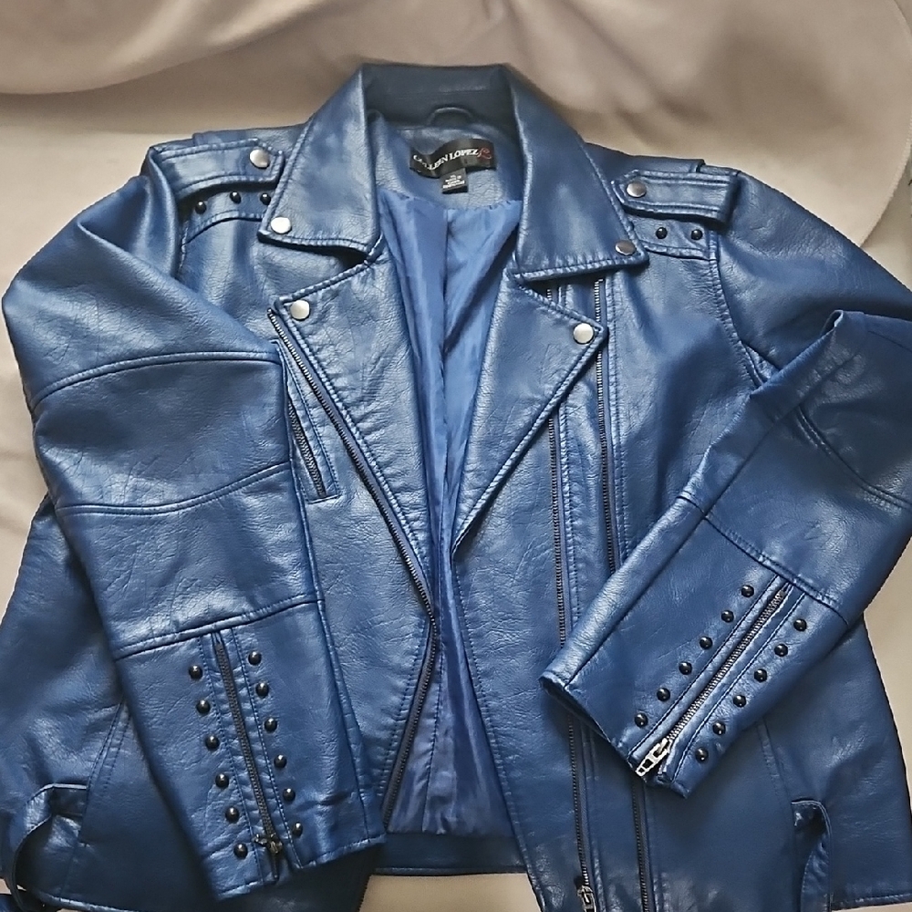 Colleen Lopez Blue Leather Moto Jacket with Zipper Closure and Notched Lapel